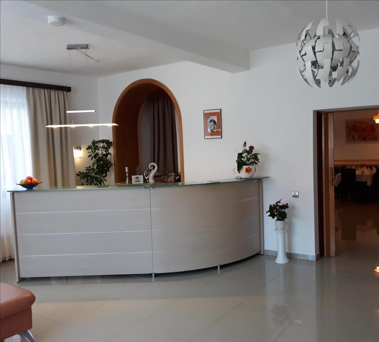 Hotel Luca Betzenstein Екстериор снимка