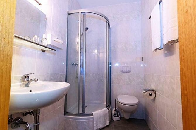 Hotel Luca Betzenstein Екстериор снимка